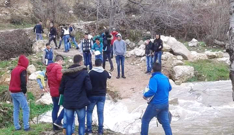 انهيار طريق جسر نهر عين القمر في فنيدق عكار
