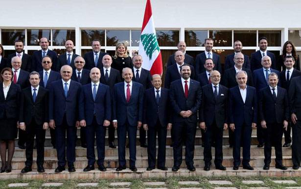المواطنون اللبنانيون ينتظرون بدء ورشة عمل الحكومة