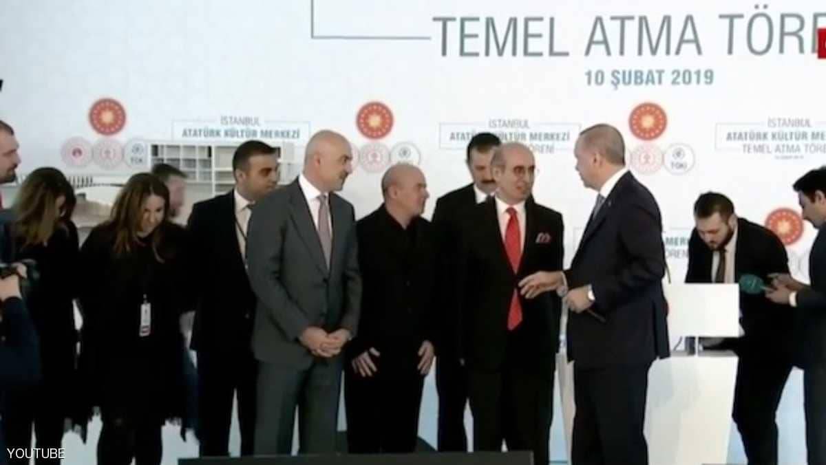"الميكروفون المفتوح" يُحرج أردوغان.. ما الذي كشفه التسريب الصوتي؟
