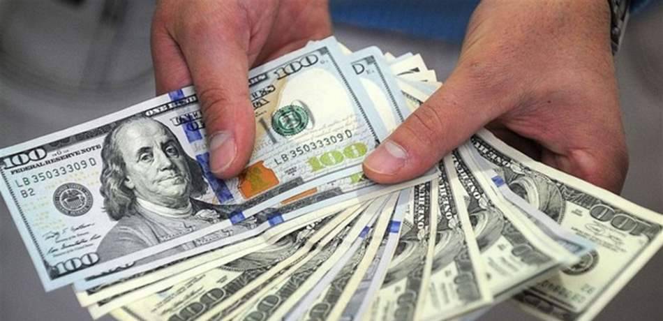 الدولار يتعافى من هبوط سجله في أعقاب بيانات صعيفة !
