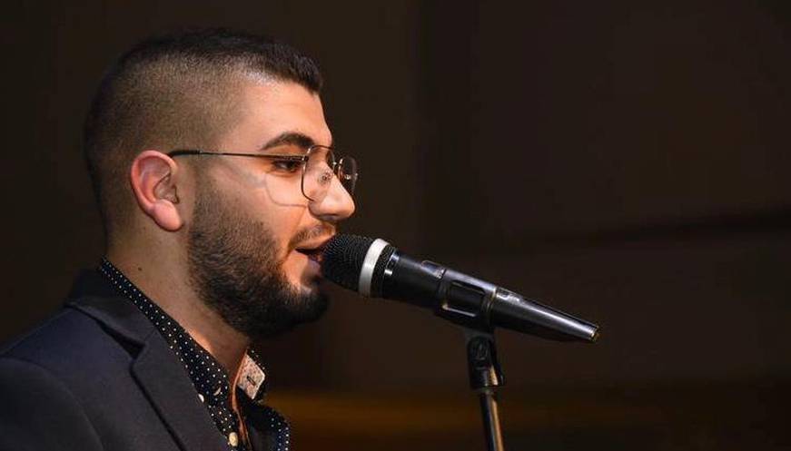 الفيديو الأخير "لأندرو " قبل وفاته على المسرح في ليلة عيد الحب