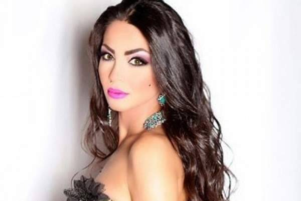 بالصورة- دوللي شاهين تحتفل "بشكل فاضح" في عيد الحب! اضغط للمزيد...