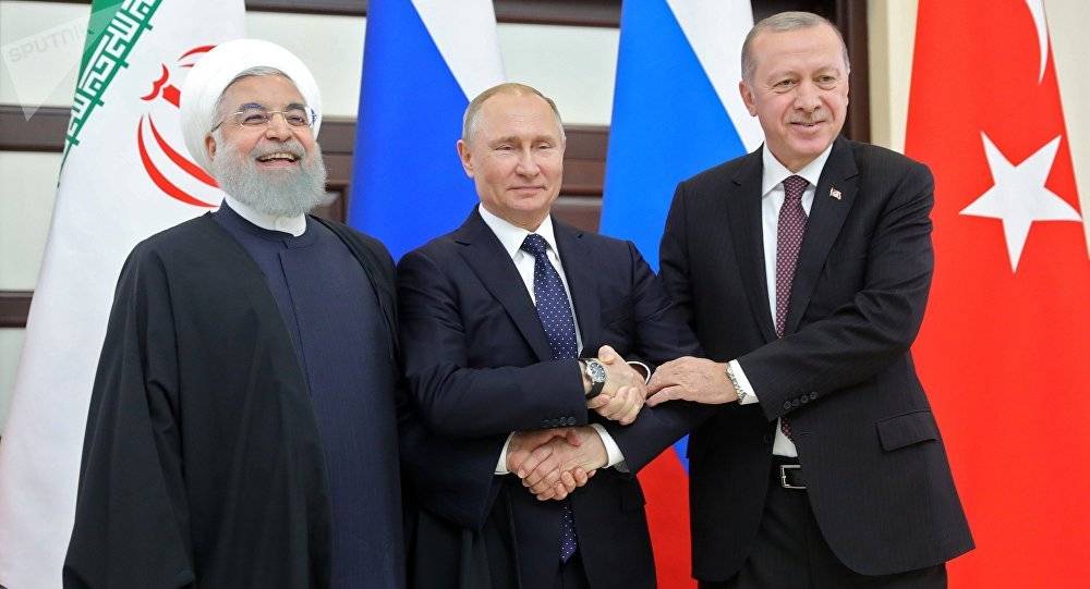 أكاديمي روسي: درجة تكامل روسيا وتركيا وإيران في سوريا آخذة في التزايد