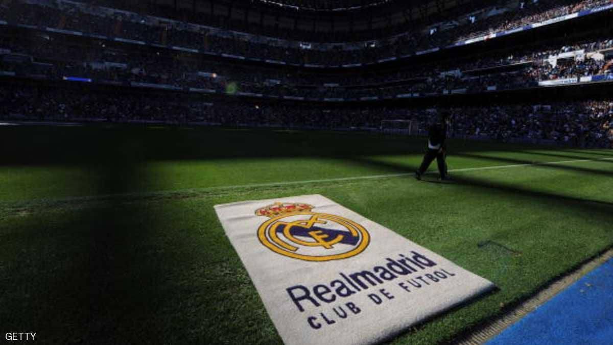 ماذا فعل سلوك زوجة نجم كبير كي يرفضه ريال مدريد عضوا فيه؟