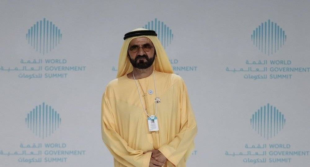 محمد بن راشد وكبار مسؤولي الإمارات يجتمعون بوزير الدفاع العماني