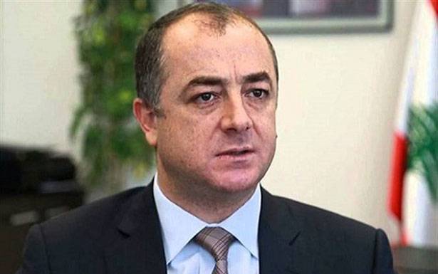 بو صعب التقى في ميونيخ

نظيريه التركي والايراني