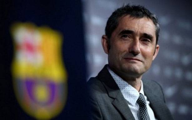 فالفيردي يُمدد عقده مع برشلونة