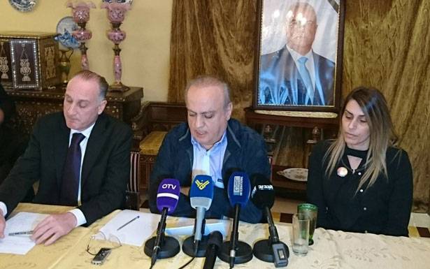 وهاب: بعض القضاء العسكري يعمل

لدى الإعلام بعد تسريب التحقيقات بملف أبو ذياب