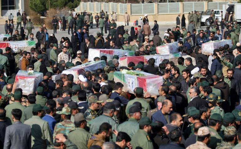 الحرس الثوري الإيراني يؤكد أن باكستانياً نفذ التفجير الانتحاري الذي استهدف عناصره الاسبوع الماضي