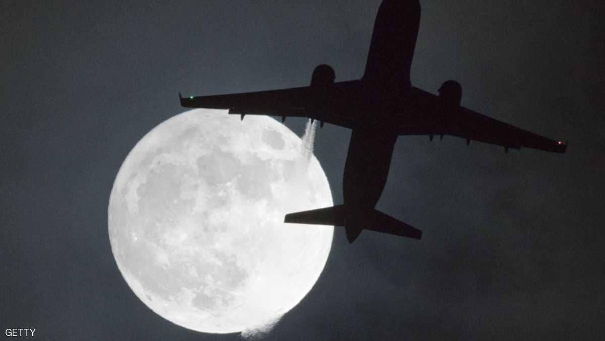 حجمه الأكبر في 2019.. تعرفوا على قمر 