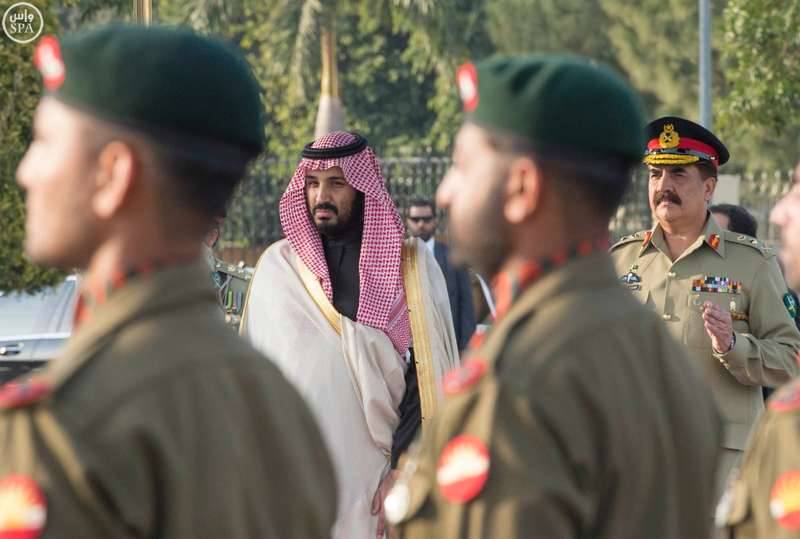 بالفيديو- شاهدوا كيف استقبلت المقاتلات الباكستانية بن سلمان