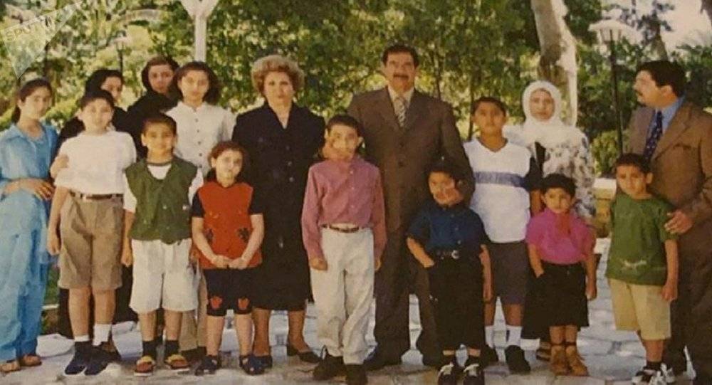 لأول مرة تنشر۔۔۔۔ صور شخصية لصدام حسين وعائلته