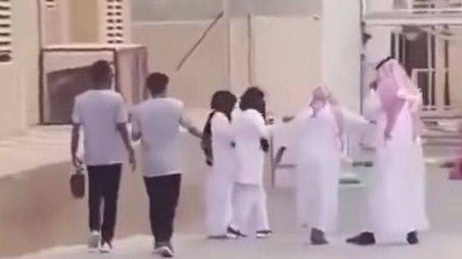 بسبب "التحرش" ...مطالبات بمعاقبة أحد نجوم "سناب شات" في السعودية