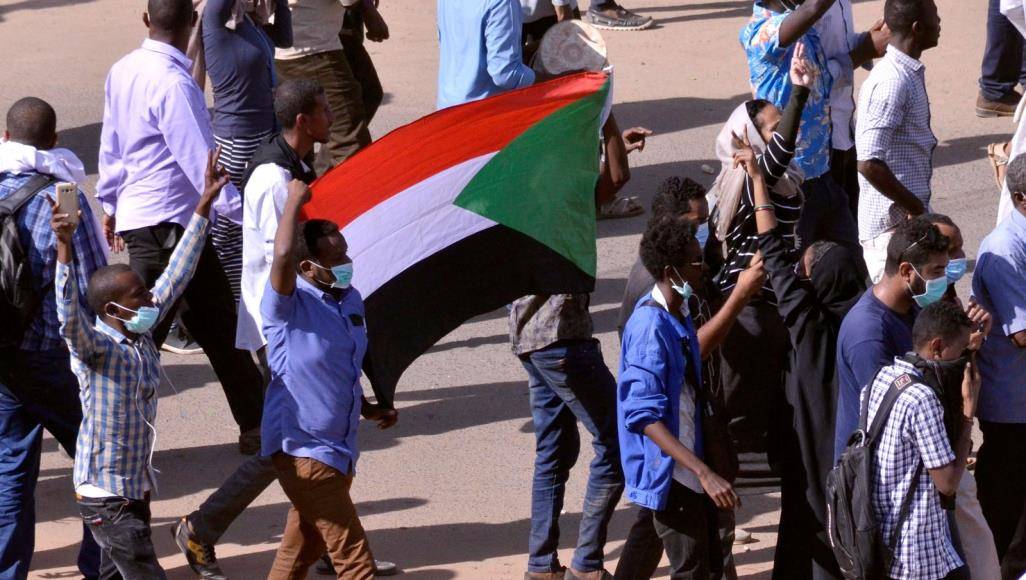توقف العمل بموانئ البحر الأحمر مع بدء اضراب العمالي العام في السودان