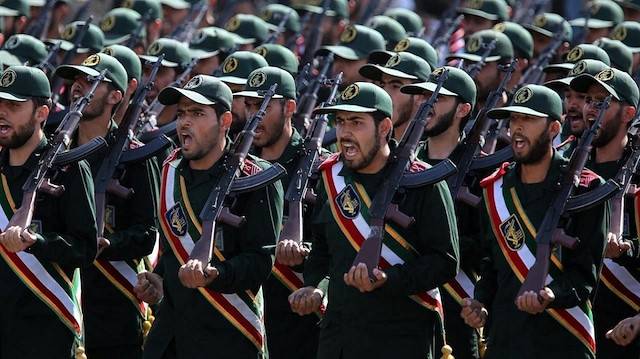 قائد بالحرس الثوري الإيراني مهددا: سنسعى لهزيمة أمريكا والسعودية وإسرائيل