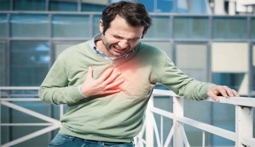 بعد إنذار كاد أن يقتله.. أميركي يرفع دعوى قضائية