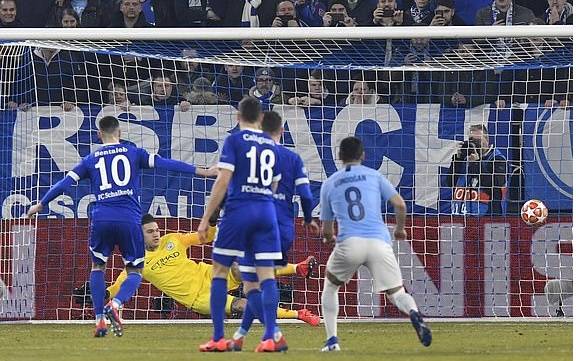 دوري أبطال أوروبا في كرة القدم :

فوز مانشستر سيتي وخسارة يوفنتوس