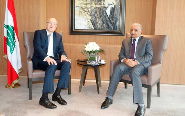 ميقاتي عرض مع سفير العراق

سبل تطوير العلاقات الثنائية