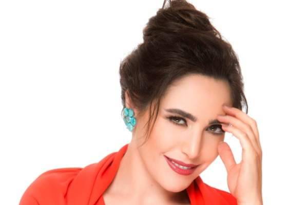 بالفيديو-عبير نعمة تطلق أغنيتها الجديدة "تلفنتلّك"