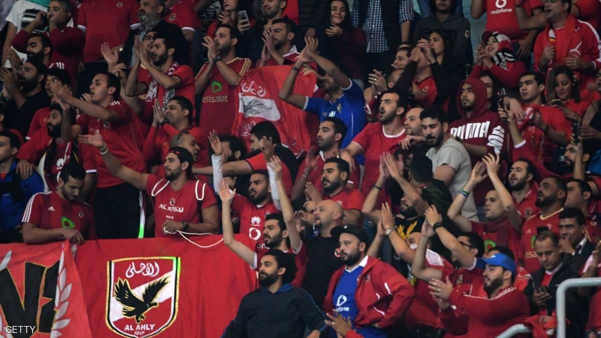الأهلي يعلن موقفه من مباراة بيراميدز.. واتحاد الكرة يهدد