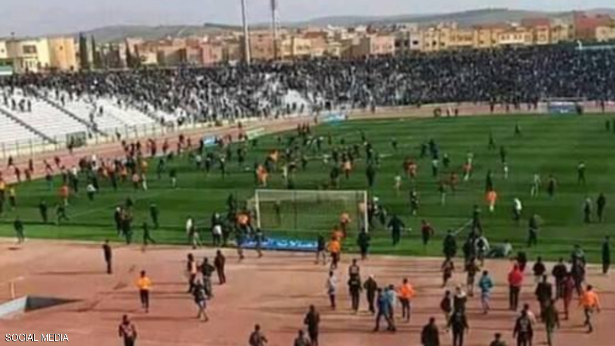الشرطة المغربية توقف عشرات المشجعين في أحداث شغب