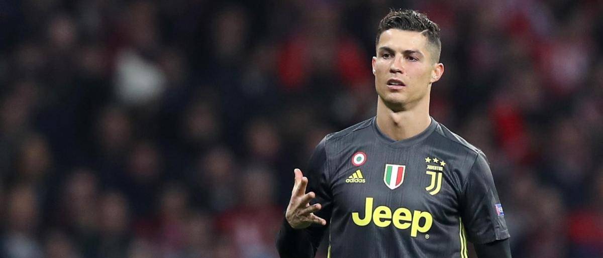رئيس أتلتيكو مدريد يفتح النار على رونالدو..ماذا قال؟