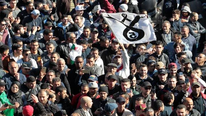 مظاهرات جديدة في العاصمة الجزائرية ضد ترشح بوتفليقة لولاية خامسة