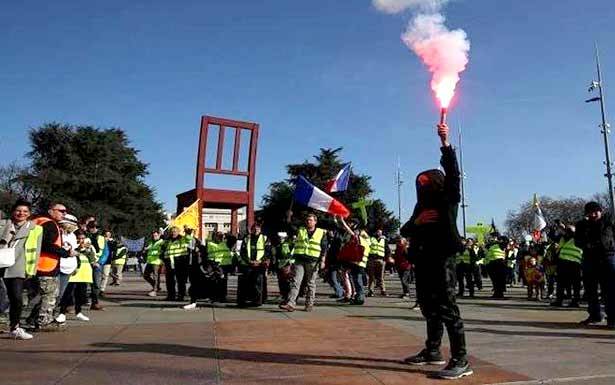 تواصل احتجاجات «السترات الصفراء»