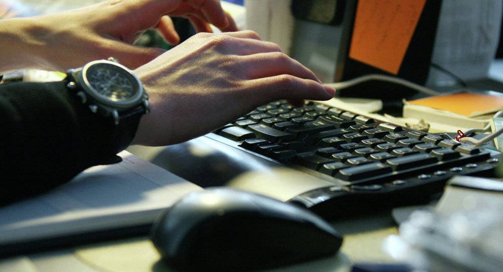 بدأ حاسوبا عاديا وأصبح أبا للثورات التكنولوجية