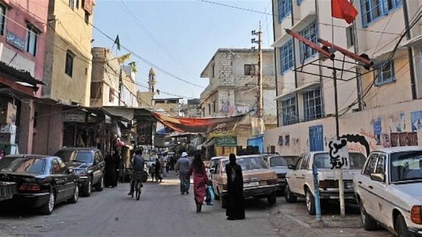 إلقاء قنبلة على منزل في "عين الحلوة"