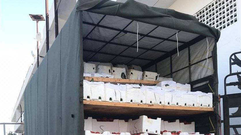 ضبط شاحنة محملة بالخضار المهربة قرب المدينة الرياضية