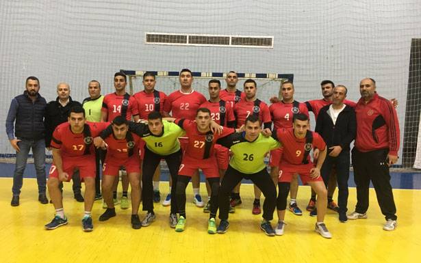 الجيش يحسم القمّة

أمام الصداقة بفارق هدف