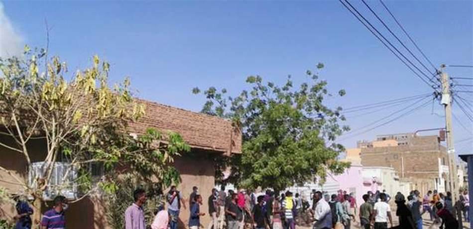 السوادنيون يتحدون اجراءات البشير بتظاهرات جديدة
