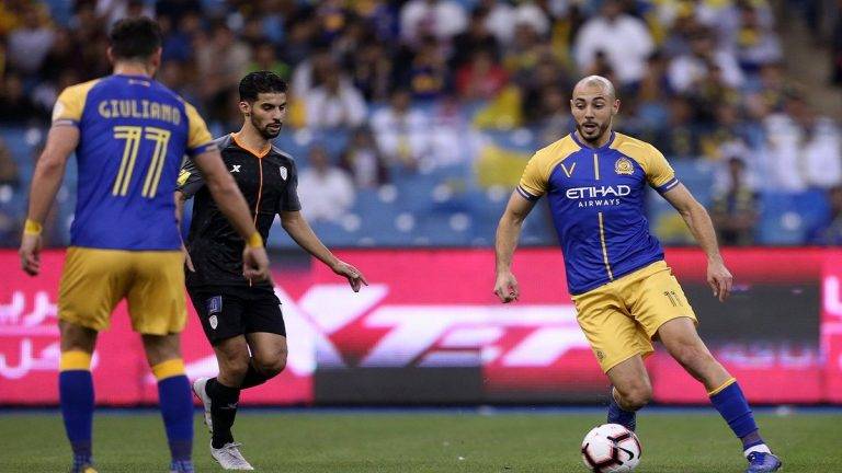 نادي النصر يحقق فوزًا صعبًا على الشباب ويطارد الهلال على قمة ترتيب الدوري السعودي