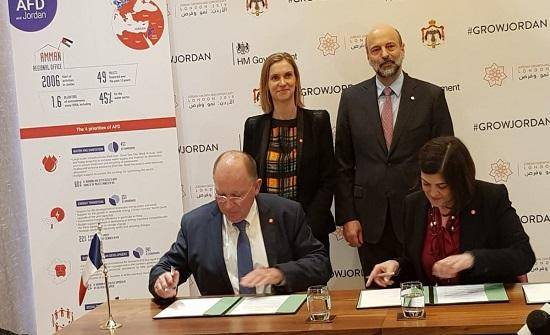 الحكومة الأردنية توقع مذكرتين مع بريطانيا وفرنسا للتعاون في الموارد البشرية وتمويل المشروعات التنموية