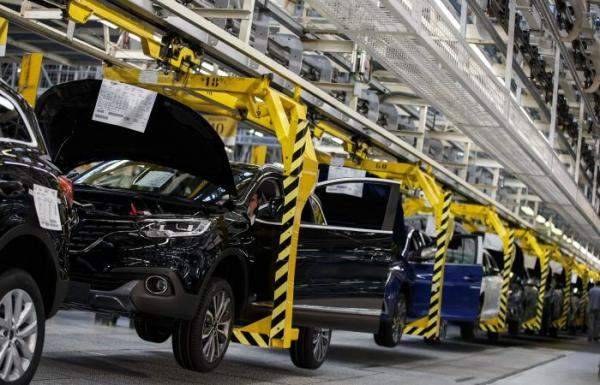 تراجع مبيعات السيارات التركية 47.1% في شباط