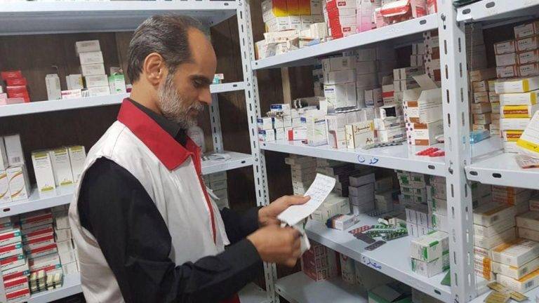 مسؤول إيراني: سنواجه أزمة حادة في توفير الأدوية