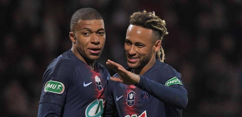 نيمار يرشح "الفتى الذهبي" كأفضل لاعب في تاريخ الكرة!