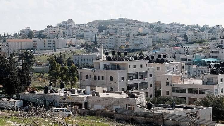 "هآرتس": بلدية القدس ترفض للفلسطينيين 20 ترخيصا للبناء