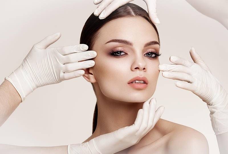 عمليات التجميل: بين الايجابيات و الحقائق