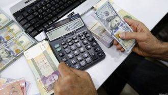 60 دولارًا لكل إيراني سنويًا لدعم الواردات من السلع الأساسية