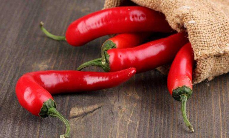 ما هي فوائد وأضرار الأطعمة الحارة؟