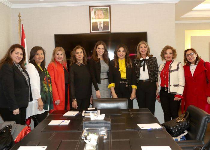 الوزيرة الصفدي بحثت شؤون تمكين النساء والشباب