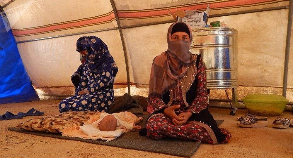 "داعش" يرتهن أكثر من 300 امرأة وطفل إيزيديين في الباغوز السورية