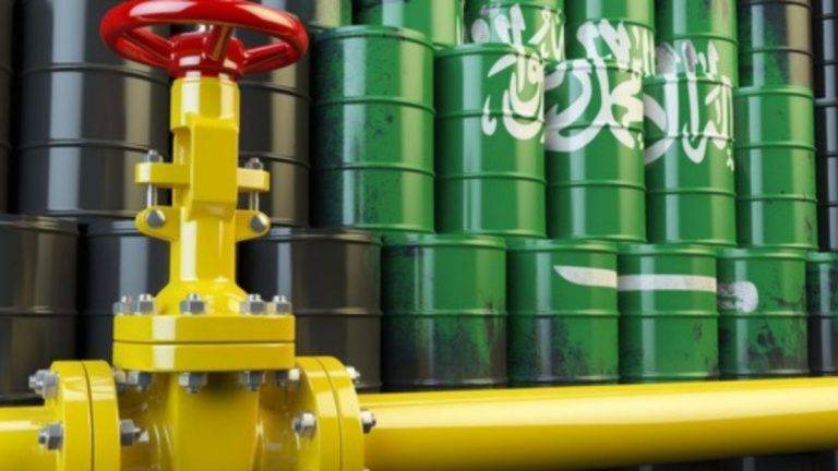 السعودية ترفع سعر البيع الرسمي للخام العربي الخفيف إلى آسيا