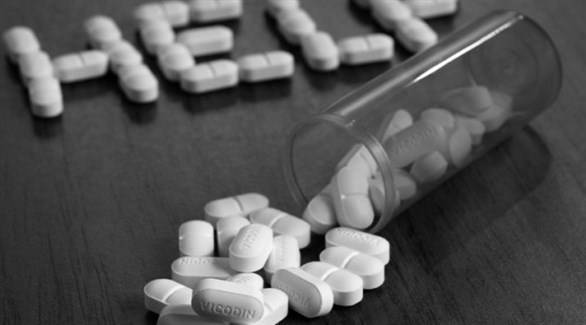 لماذا تقع المرأة في فخ الإدمان أسهل من الرجل؟