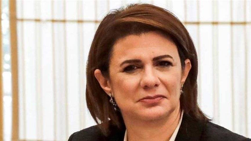 مفتي الجمهورية الشيخ عبد اللطيف دريان يلتقي وزيرة الداخلية والبلديات ريا الحسن في دار الفتوى
