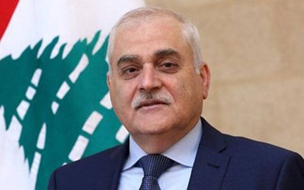 جبق يجمّد عمل شركات تدقيق فواتيــر الاستشفاء

ويطلب من الأطباء المراقبين توقيع المعاملات