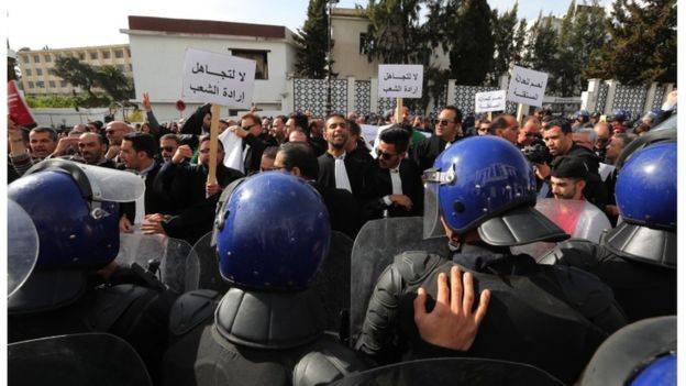 مظاهرات الجزائر: العاصمة بدون قطارات والأمن يشدد إجراءاته