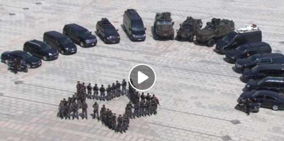 بالفيديو- استعراض للشرطة التركية أمام اردوغان!
